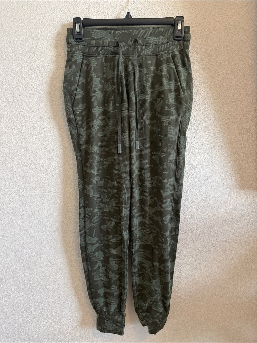 lululemon athletica Olive Camo Jogger Track Pants